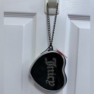 NWT Juicy Couture “String of Pearls” Heart Zip Around in Liquorice (Black)